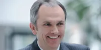 汽车制造商Stellantis驳斥了关于即将离职的苹果公司首席财务官Maestri将成为其下一任CEO的报道。