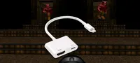 개발자는 애플의 썬더볼트-HDMI 어댑터를 사용하여 '둠' 게임을 실행하는 데 성공했습니다.
