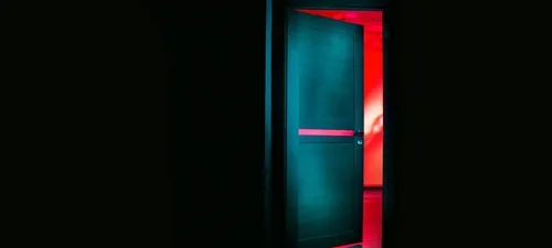 The British government secretly demanded that Apple create a backdoor in iCloud worldwide.