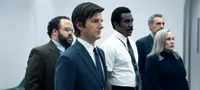 핫 원스"는 애플 TV+의 스타들이 서로 대결하는 재미있는 " severance"를 보여줍니다.