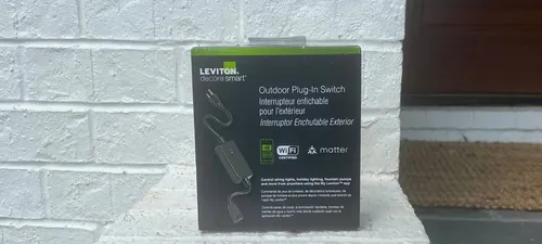 HomeKit周报:使用Leviton Matter兼容的Wi-Fi插头准备户外圣诞灯