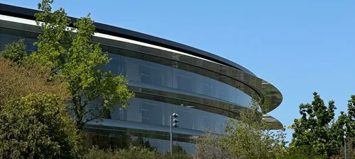 前员工因被迫编辑LinkedIn个人资料而起诉苹果公司“监视”