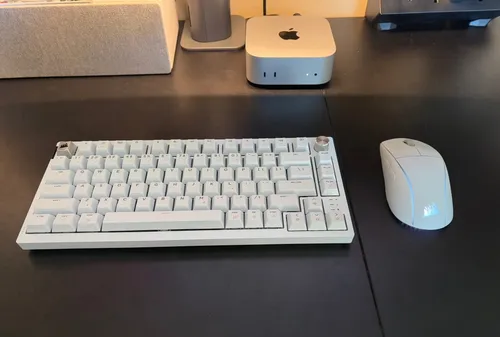 亲身体验:苹果独家Corsair K65 Plus键盘和M75无线鼠标