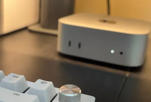 亲身体验:苹果独家Corsair K65 Plus键盘和M75无线鼠标