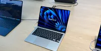 이것은 온라인 쇼핑 요일인 코버리 웨이드의 가장 좋은 새로운 MacBook 할인: 최저가 $599까지의 옵션