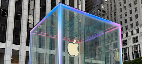 Apple's smart devices have not yet changed people's lives, but you'll have to wait and see.
