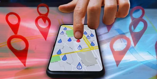 Google Maps가 교통 불법에 대한 정보를 경찰에게 제보하도록 하고 싶습니다.