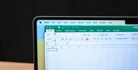 Excel で手動で空白行を削除する必要はありません。 代わりにこの方法を使ってみましょう。