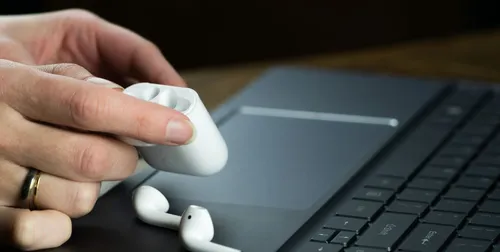 如何将Apple AirPods连接到Windows电脑