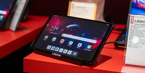 Lenovo League table is not a step-by-step evolution.