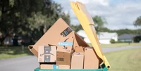 Wie Sie Weihnachtsverschenkboxen nicht an die Straße werfen sollten.