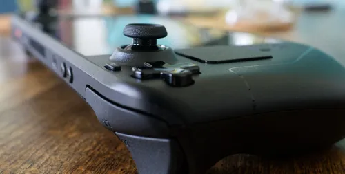Raddoppia il tasso di aggiornamento del tuo Steam Deck con questo modulo di generazione di frame FSR 3.