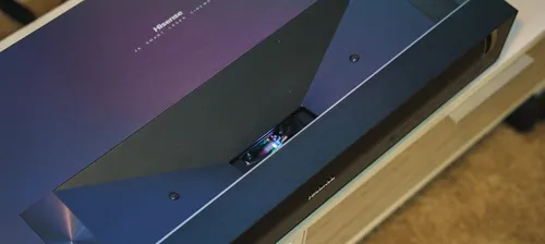 Hisense의 4K PX3-Pro 단거리 프로젝터는 Google TV와 함께 가장 좋은 제품 중 하나입니다.
