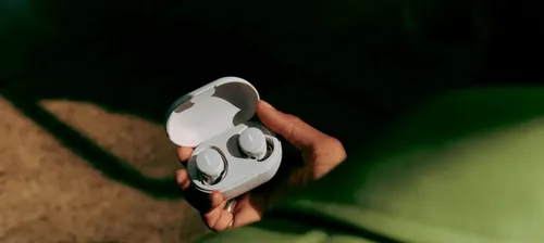 ブラックファイデー週の特典: Galaxy Buds 3 Pro 189ドル + 免費のAmazon GC、Razerのセールが今すぐ開始、Pixel Watch最大205ドル割引、他にも多数の商品が販売中