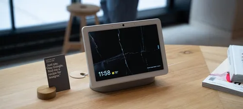 Nest Hub Max F22 업데이트가 진행되며 Nest Cam-Home 이동이 가능합니다.