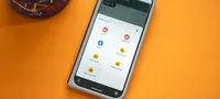 Google Maps는 이제 '속도제한 위반' 대신 '경찰'을 신고할 수 있게 되었습니다.